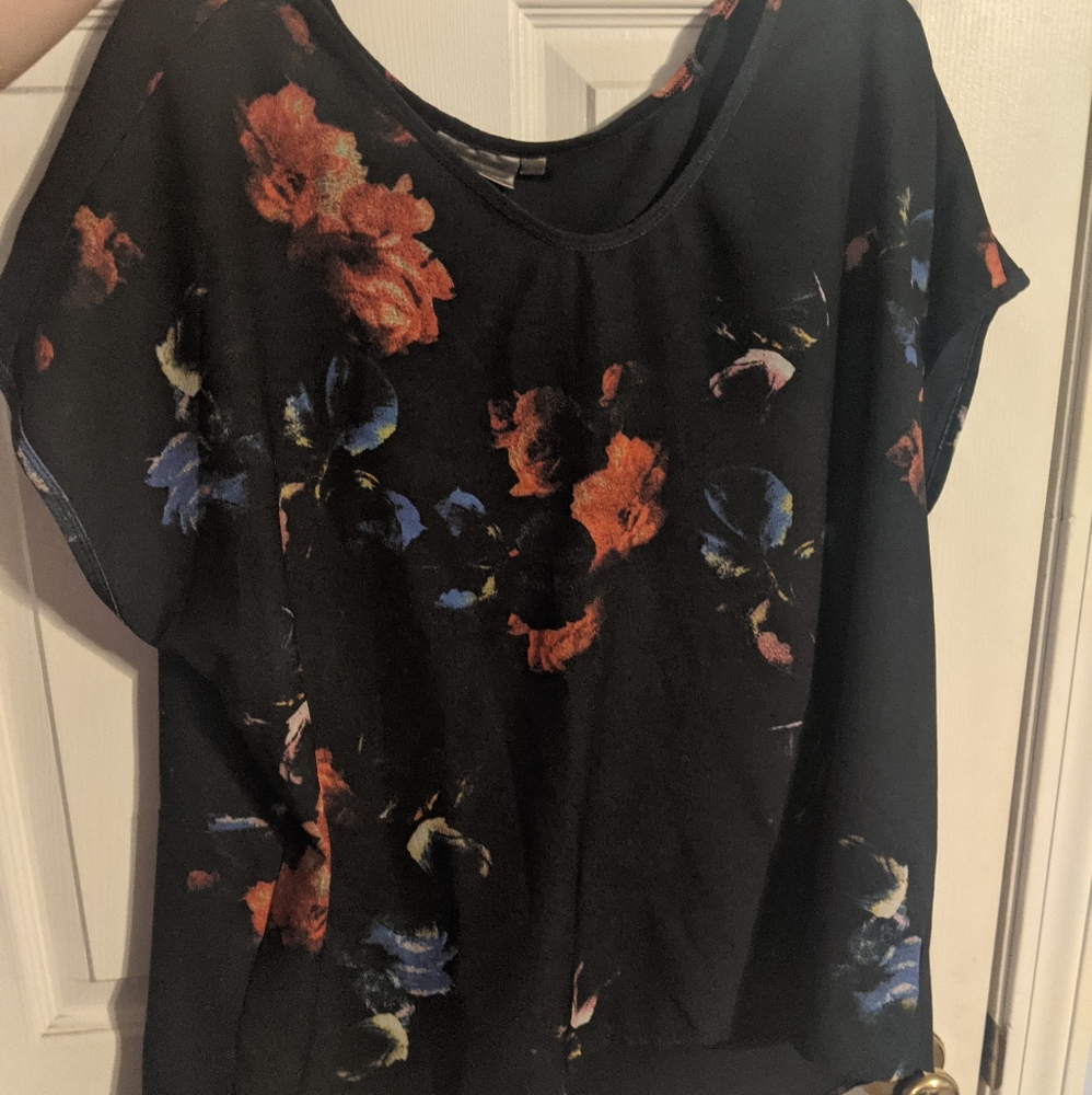 3x floral top